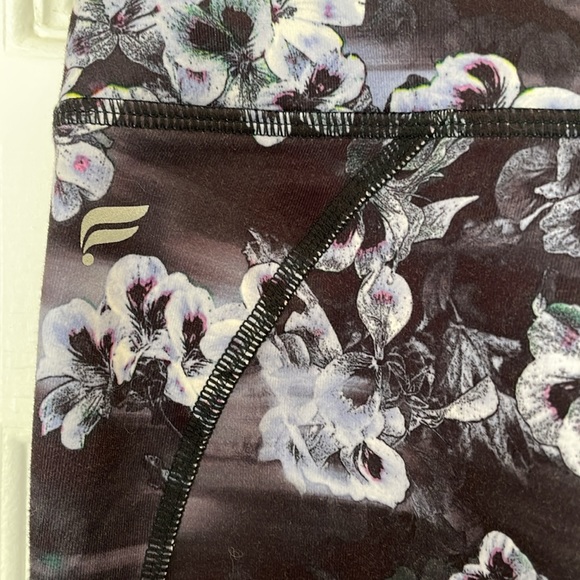 FABLETICS POWERHOLD DEFINE HIGH WAIST 7/8 Floral Nocturne leggings XXS 0-2 - Picture 9 of 13